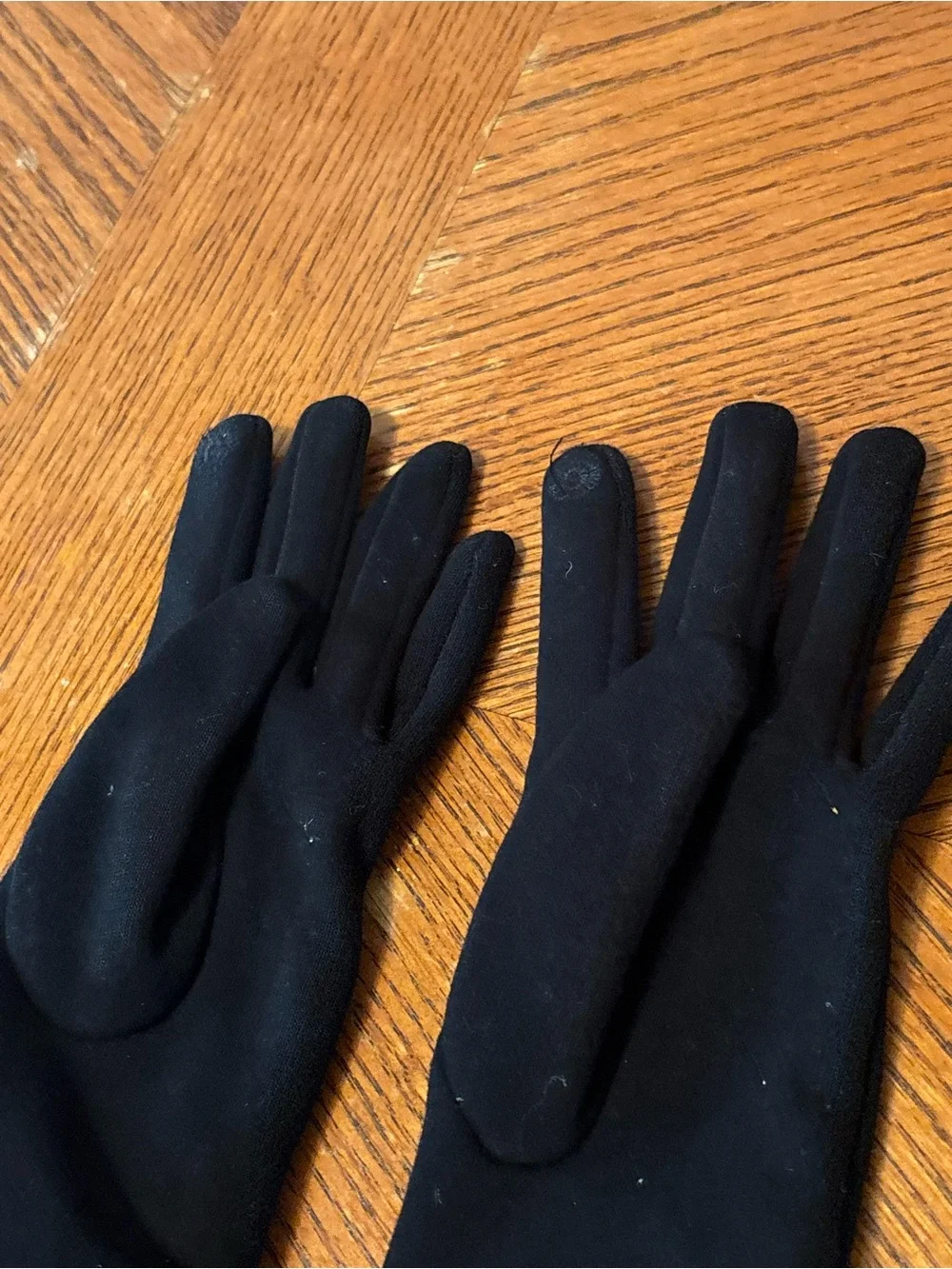 Black Tech Stretch Gloves Faux Leather Bow Lace Trim Fleece Lined Touchscreen